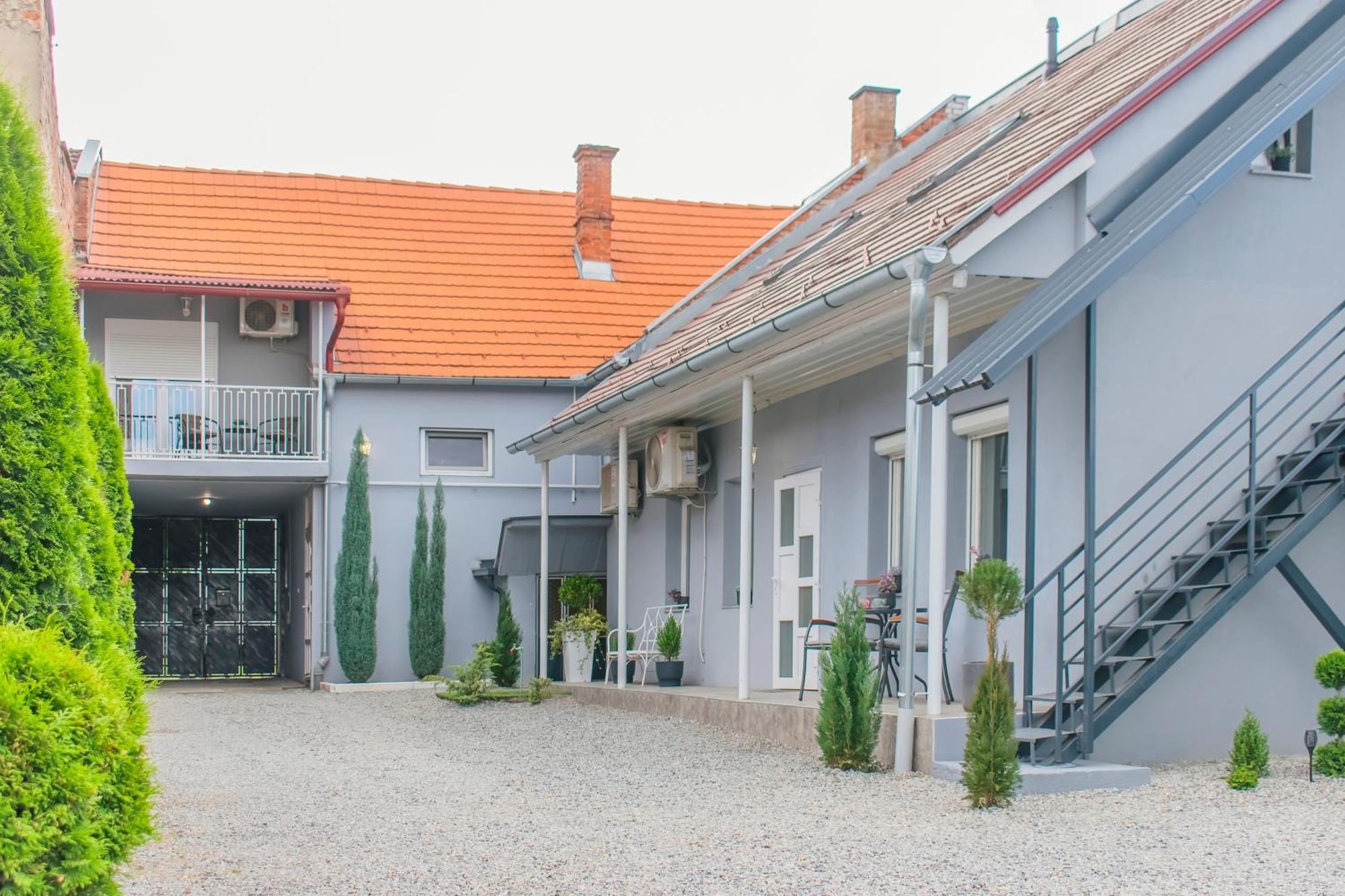 Goodlife Holiday House - Family & Friends Pozega Exterior photo